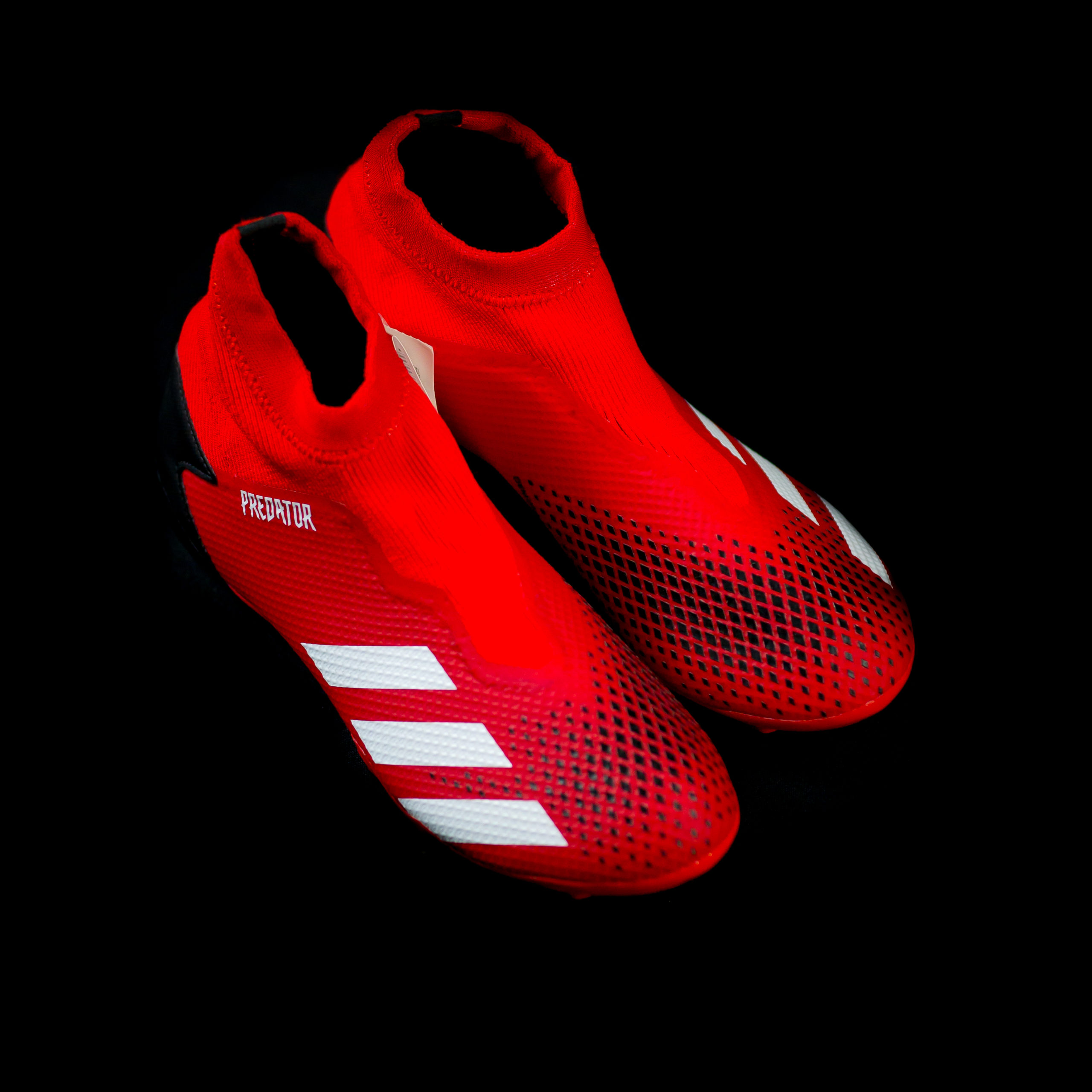 Adidas Fußballschuhe der Predator Serie in verschiedenen Farben