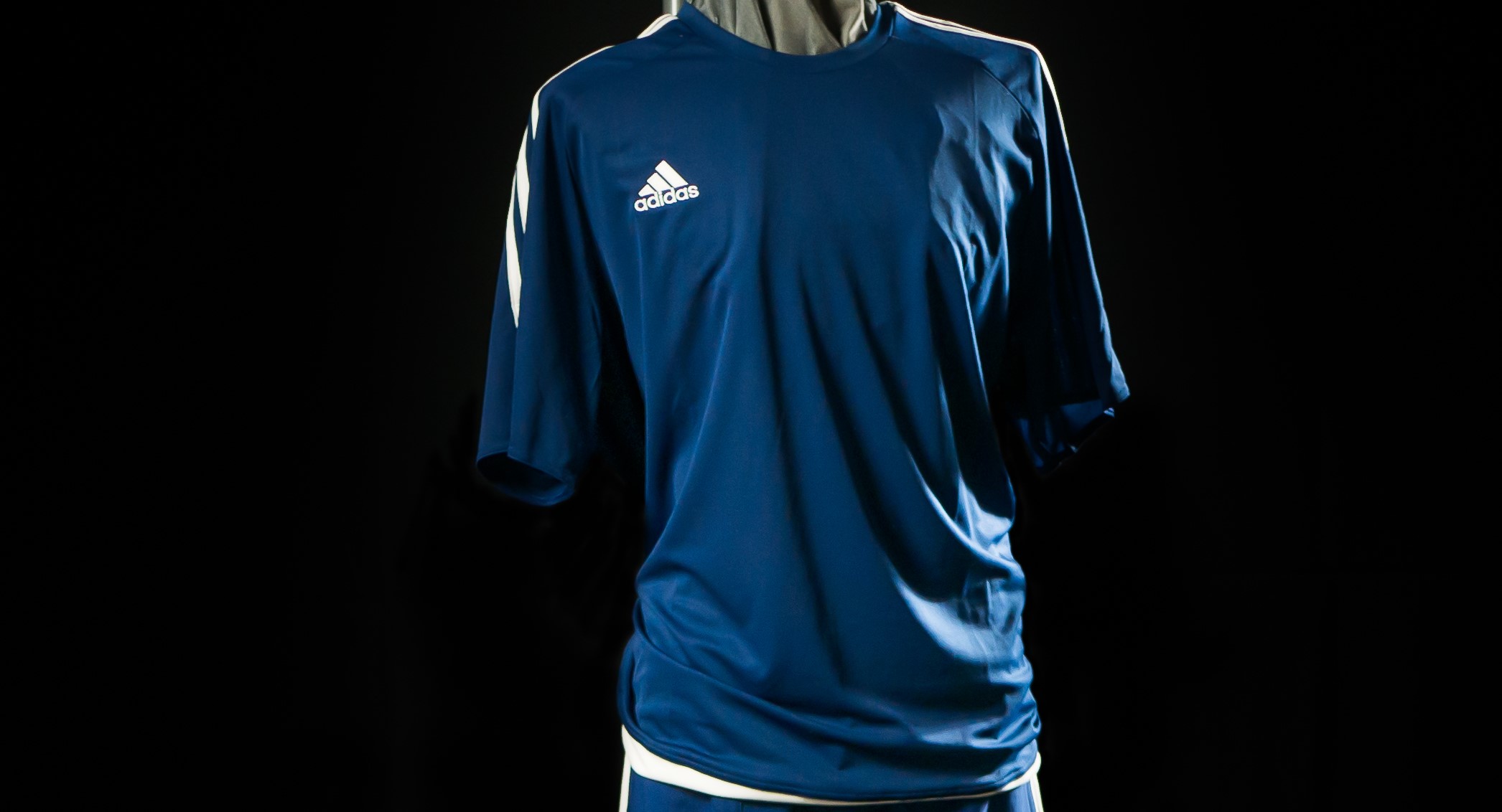 Adidas Trainingsshirts – Bild 3