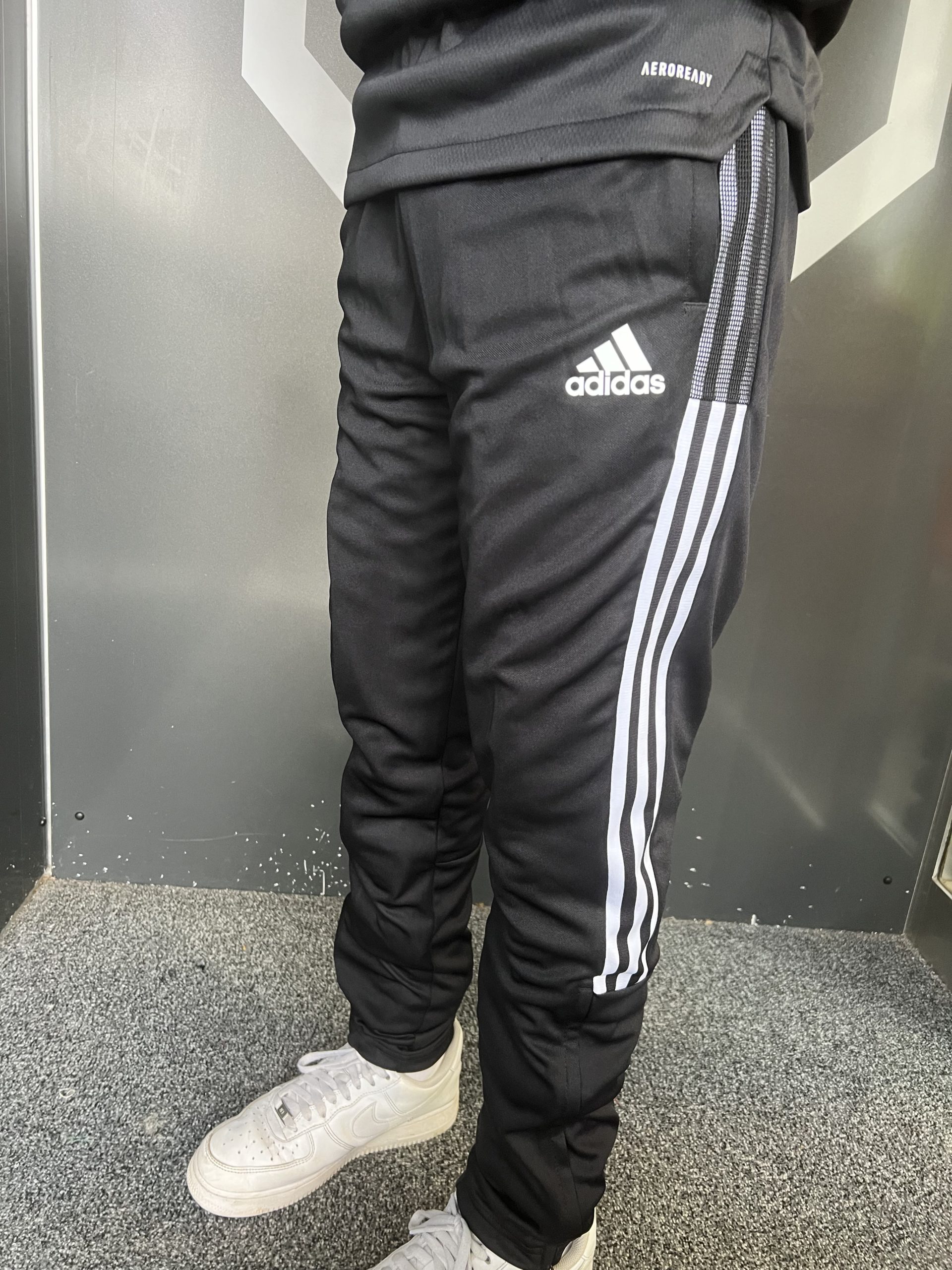Adidas Tiro Anzug – Bild 3